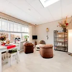 Апартаменты Alluring In With Terrace, Garden And Bbq