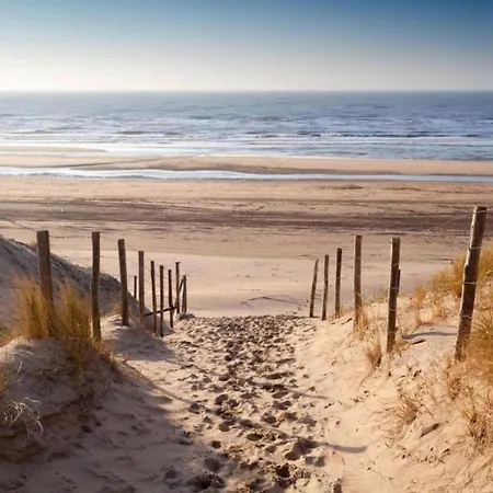 アパート Alluring In With Terrace, Garden And Bbq ベルゲン