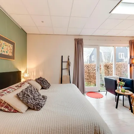 Apartment Alluring In With Terrace, Garden And Bbq *