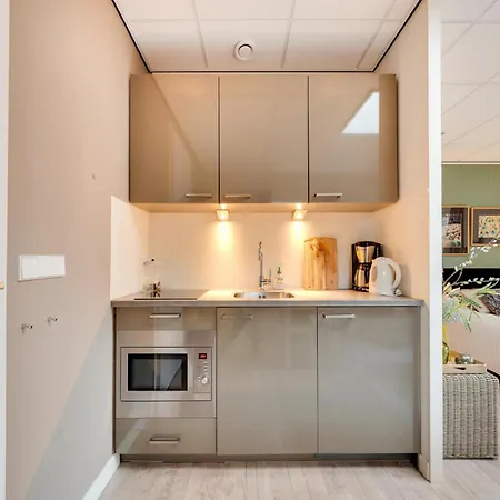 Alluring In With Terrace, Garden And Bbq Appartement
