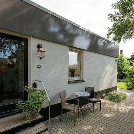 Alluring In With Terrace, Garden And Bbq Appartement *